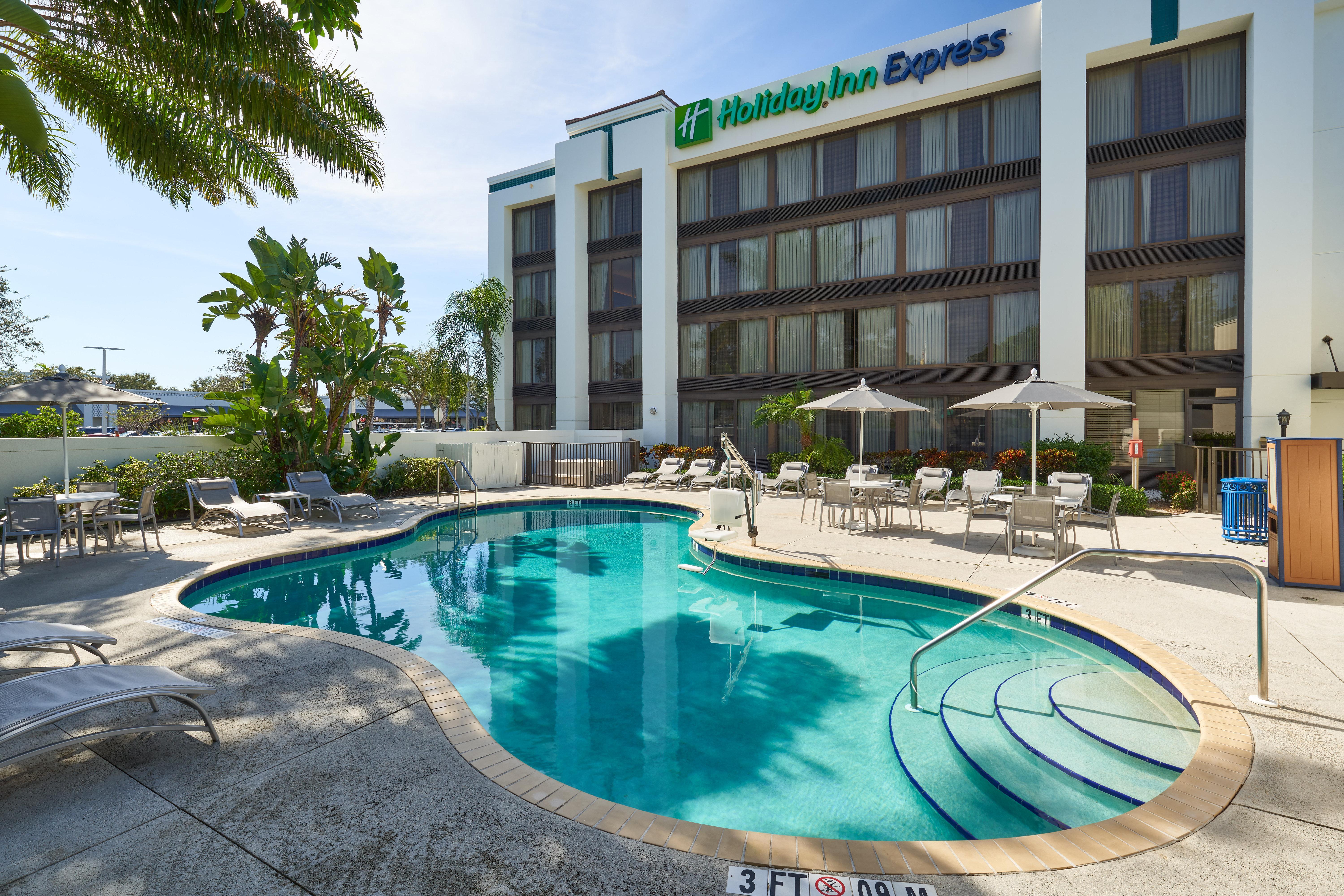 Holiday Inn Express Boca Raton - West By Ihg Exterior photo